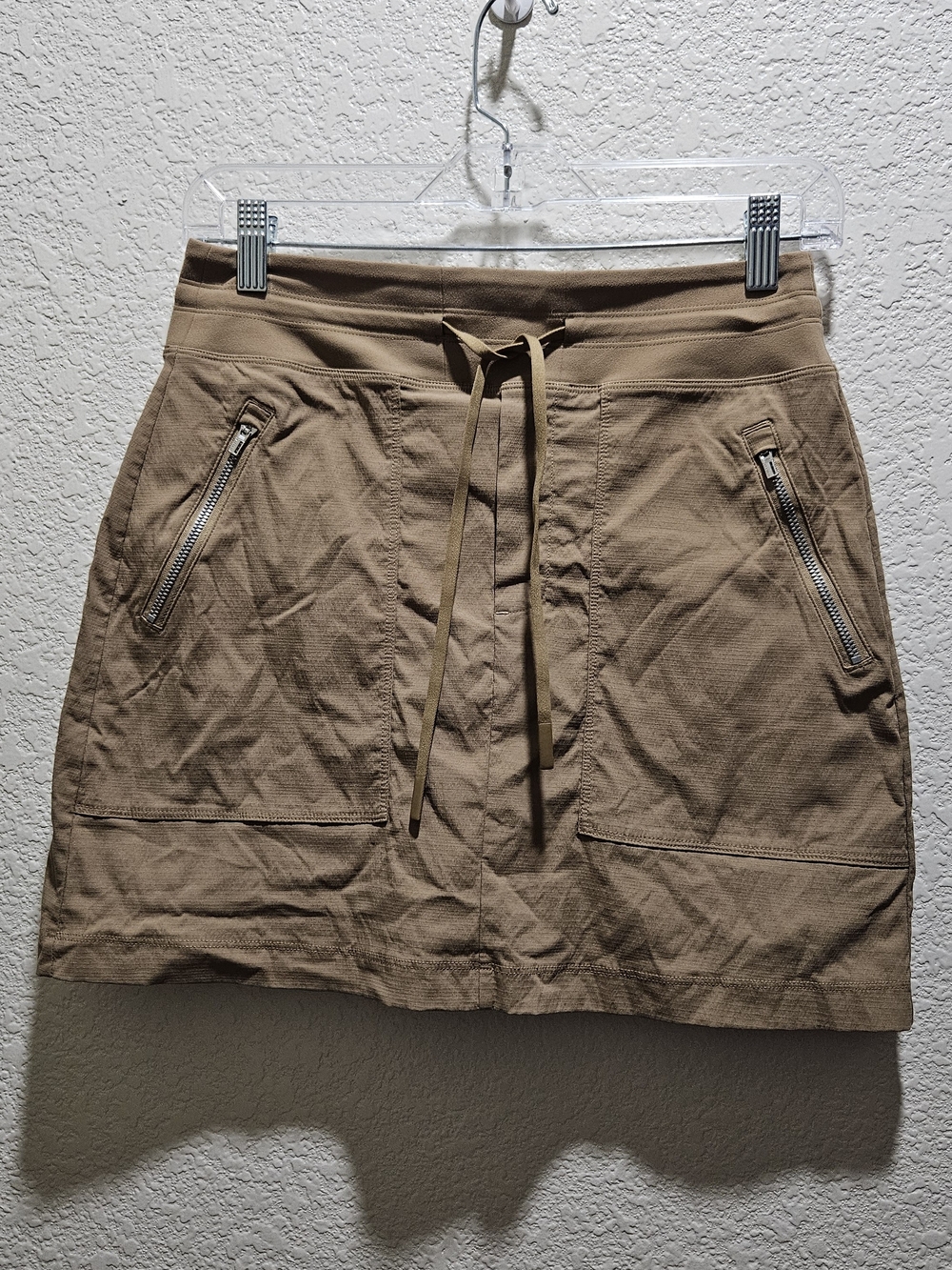 Athleta Khaki Utility Skort - Picture 7 of 10